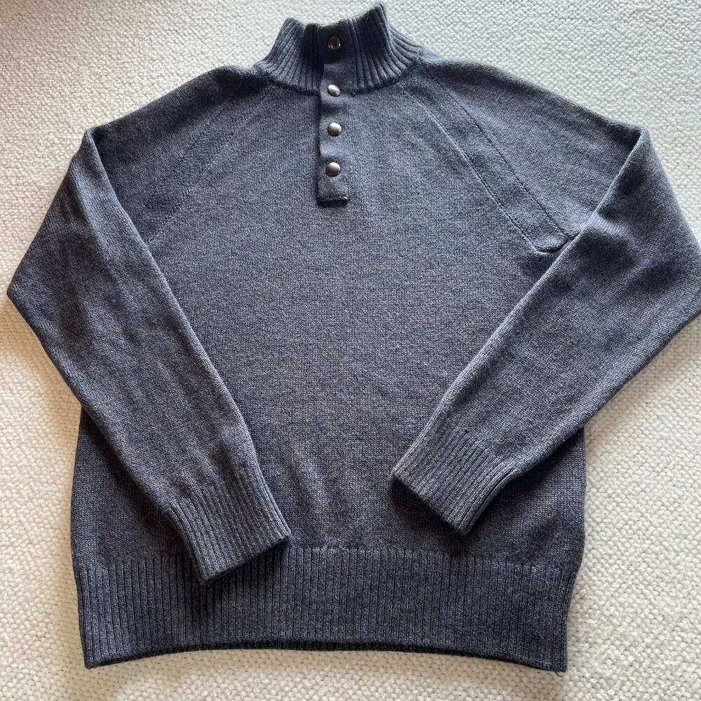 Banana Republic Extra Fine Merino Wool Blend Sweater Mens M 1/4 Snap Gray Blue
